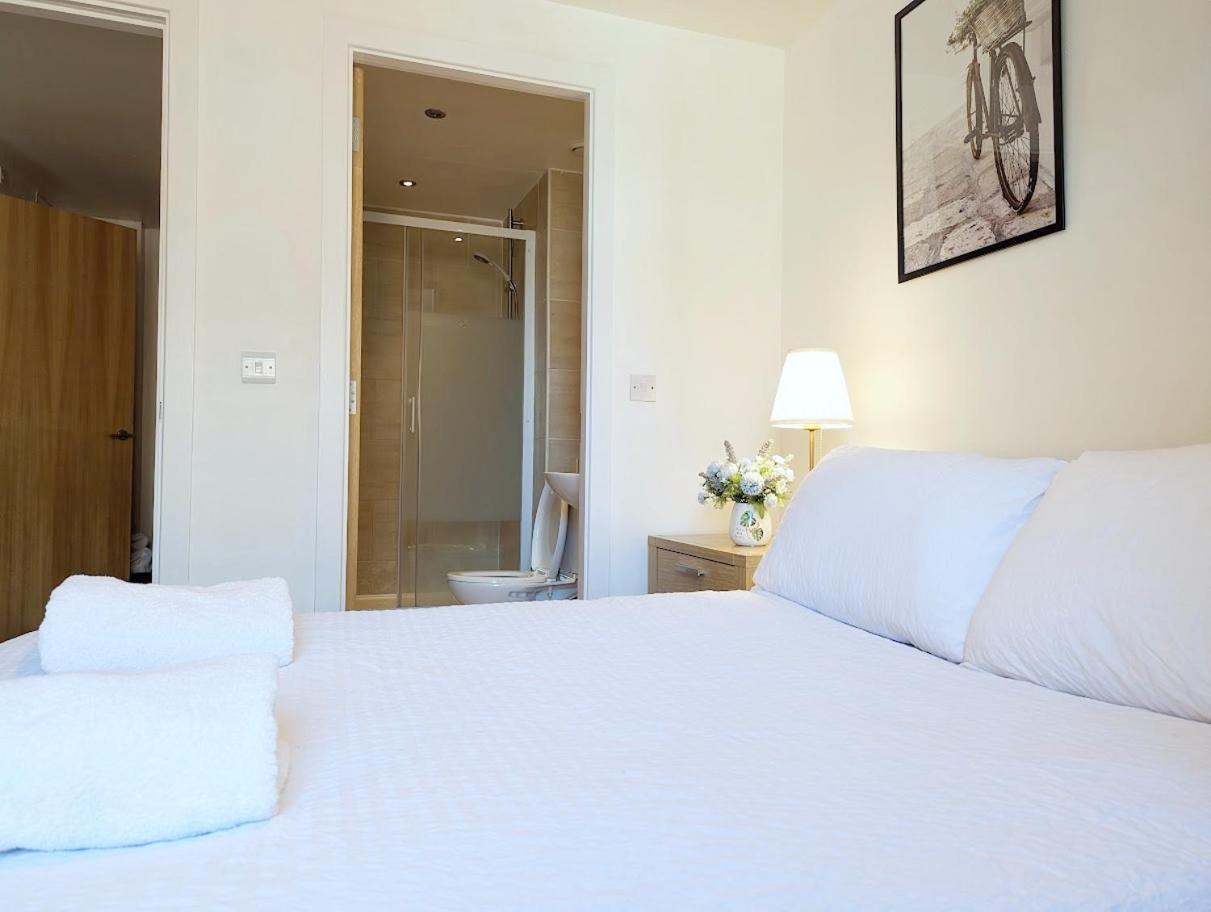 Guest Room In City Centre Near Key Attractions Liverpool Exterior foto