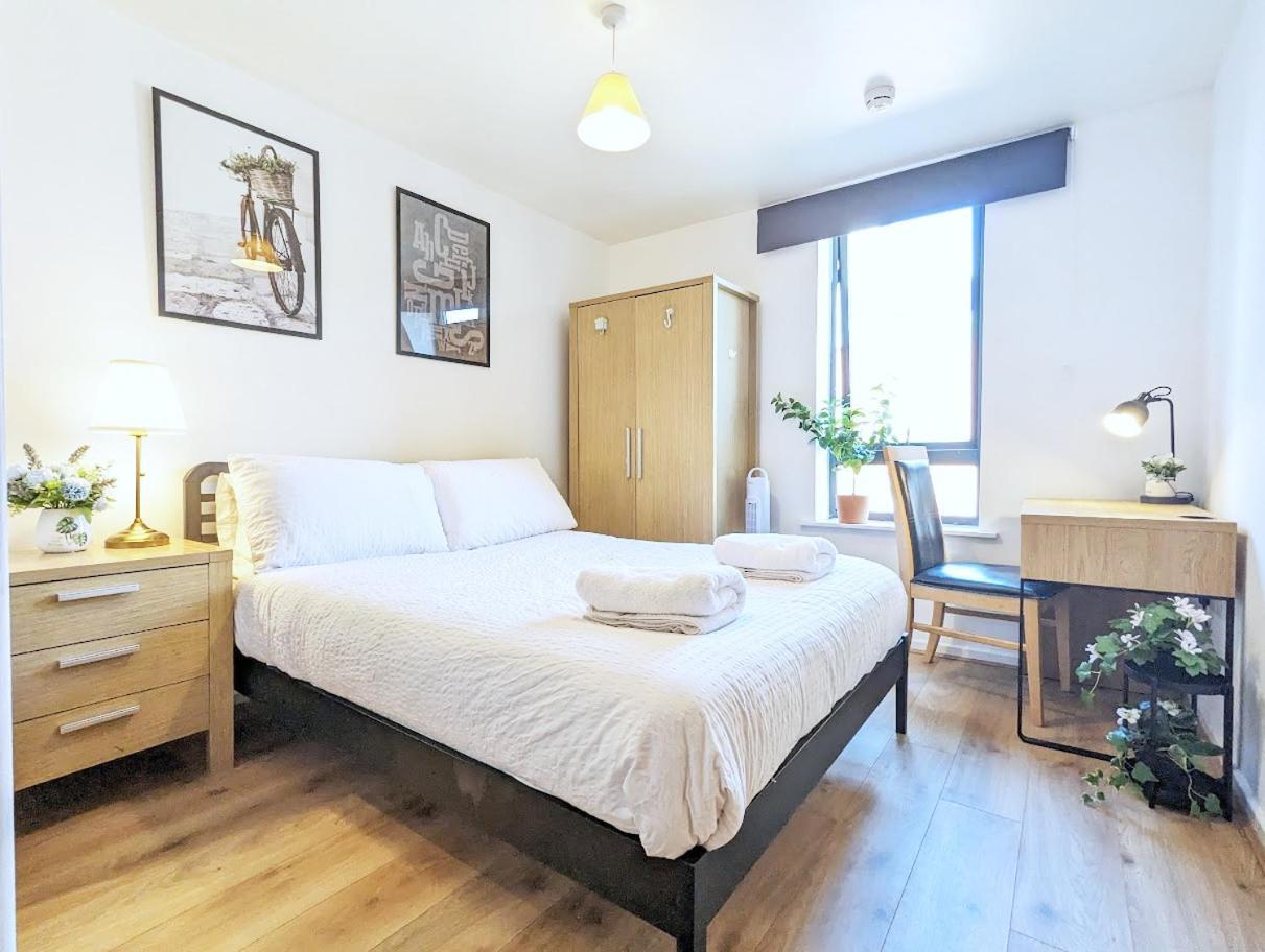 Guest Room In City Centre Near Key Attractions Liverpool Exterior foto